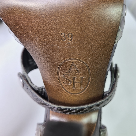 Ash Patent Leather Gray Reptile Snakeksin Platform Heels - Picture 8 of 10